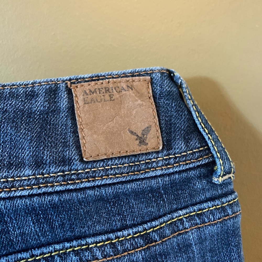 Shorts - Picture 3 of 4